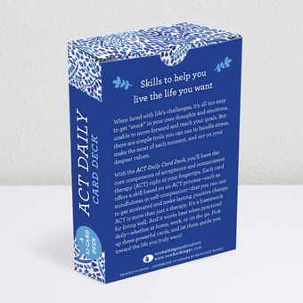 Бумажная книга «ACT Daily Card Deck. 52 Ways to Stay Present and Live Your Values Using Acceptance and Commitment Therapy», авторов Дебби Соренсен, Диана Хилл - фото №4 - миниатюра
