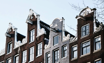 Бумажная книга «Streets of Amsterdam» - фото №2 - миниатюра