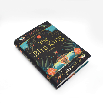 Бумажная книга «The Bird King», автор Дж. Уиллоу Уилсон - фото №3 - миниатюра