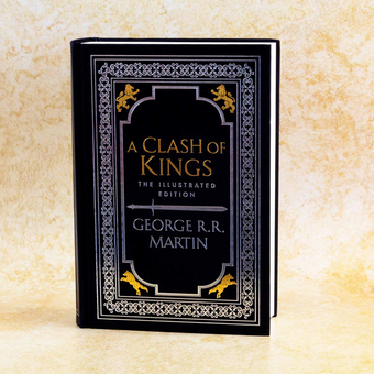 Паперова книга «A Clash of Kings», автор Джордж Р. Р. Мартін - фото №2 - мініатюра