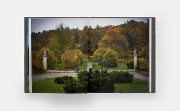 Бумажная книга «Planting Fields: A Place on Long Island» - фото №6 - миниатюра