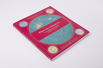 Бумажная книга «Where The Animals Go: Tracking Wildlife with Technology in 50 Maps and Graphics», авторов Джеймс Чешире, Оливер Уберти - фото №3 - миниатюра