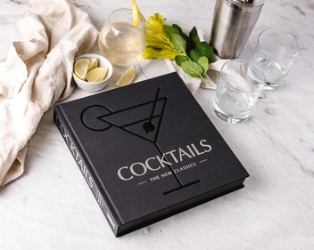 Паперова книга «Cocktails. The New Classics» - фото №4 - мініатюра