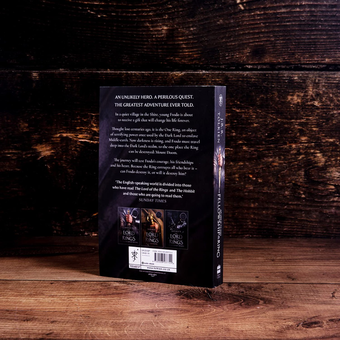 Бумажная книга «The Fellowship of the Ring», автор Джон Р. Р. Толкин - фото №3 - миниатюра