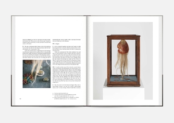 Паперова книга «John Isaacs. The Architecture of Empathy», авторів Метью Баун, П'єр-Ів Десайв, Джон Айзекс, Мартін Кемп, Джеймс Патнем, Діді Боцціні, Дітер Мерш, Дана Зайя - фото №6 - мініатюра