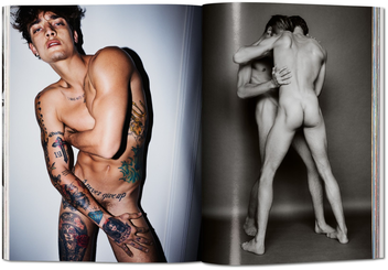 Бумажная книга «Mario Testino Undressed» - фото №4 - миниатюра