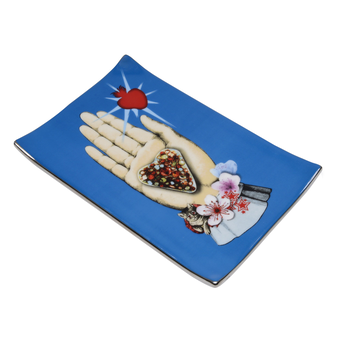 Бумажная книга «Christian Lacroix Maison De Jeu Porcelain Tray», автор Кристиан Лакруа - фото №4 - миниатюра
