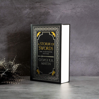 Бумажная книга «A Storm of Swords», автор Джордж Р. Р. Мартин - фото №3 - миниатюра