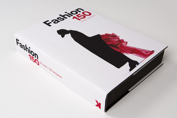 Бумажная книга «Fashion 150. 150 Years, 150 Designers», автор Адриана Пьяцца - фото №2 - миниатюра