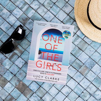 Паперова книга «One of the Girls», автор Люсі Кларк - фото №9 - мініатюра