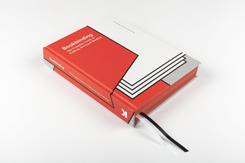 Бумажная книга «Bookbinding. The Complete Guide to Folding, Sewing and Binding», авторов Франциска Морлок, Мириам Вашелевськи - фото №4 - миниатюра