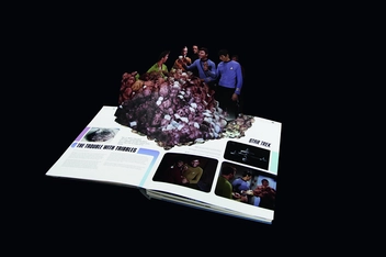 Бумажная книга «Star Trek Pop-Ups», автор Кортни Уотсон МакКарти - фото №3 - миниатюра