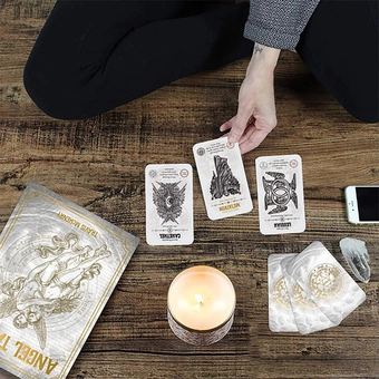 Паперова книга «Angel Tarot», автор Тревіс Макгенрі - фото №6 - мініатюра