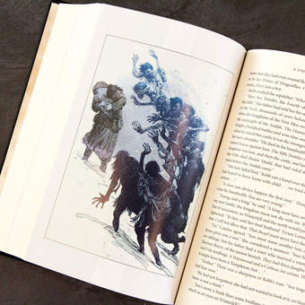Бумажная книга «A Storm of Swords», автор Джордж Р. Р. Мартин - фото №4 - миниатюра