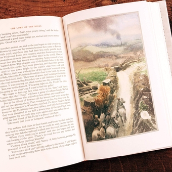Бумажная книга «The Return of the King», автор Джон Р. Р. Толкин - фото №5 - миниатюра