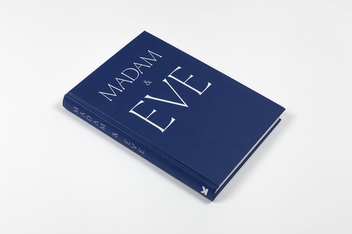 Бумажная книга «Madam and Eve. Women Portraying Women», авторов Лиз Ридеал, Кэтлин Сориано - фото №5 - миниатюра