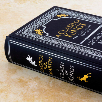 Паперова книга «A Clash of Kings», автор Джордж Р. Р. Мартін - фото №3 - мініатюра