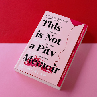 Паперова книга «This is Not a Pity Memoir», автор Габі Морган - фото №6 - мініатюра