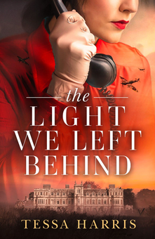 Бумажная книга «The Light We Left Behind», автор Тесса Гаррис - фото №1 - миниатюра