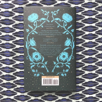Паперова книга «Dear Reader. The Comfort and Joy of Books», автор Кеті Рентценбрінк - фото №2 - мініатюра