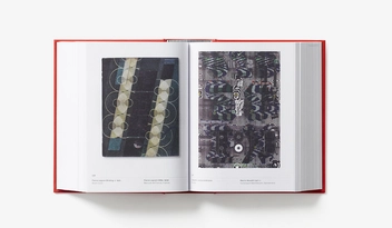 Бумажная книга «Graphic. 500 Designs that Matter» - фото №7 - миниатюра