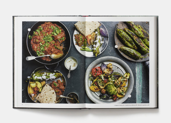 Паперова книга «The Indian Vegetarian Cookbook », автор Пушпеш Пант - фото №4 - мініатюра