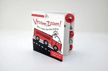 Бумажная книга «Vroom, Zoom! Here Comes the Fire Engine!: A Press & Listen Board Book», автор Сурья Сайнани - фото №2 - миниатюра