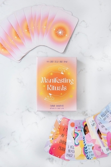 Паперова книга «Manifesting Rituals», автор Емма Мамфорд - фото №2 - мініатюра