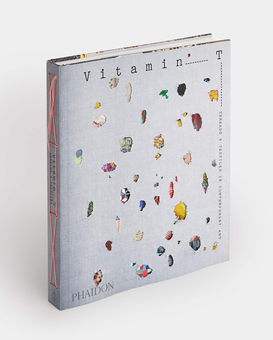 Бумажная книга «Vitamin T. Threads and Textiles in Contemporary Art», автор Дженель Портер - фото №2 - миниатюра