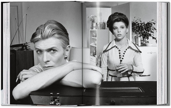 Паперова книга «David Bowie. The Man Who Fell to Earth», авторів Пол Дункан, Девід Джеймс - фото №7 - мініатюра