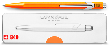 «Ручка Caran d'Ache 849 Pop Line Оранжевый (849.530)», бренда Caran d'Ache - фото №3 - миниатюра