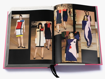 Книга «Yves Saint Laurent Catwalk. The Complete Haute Couture