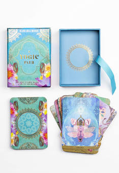 Паперова книга «A Yogic Path Oracle Deck and Guidebook», автор Сахара Роза Кетабі - фото №10 - мініатюра