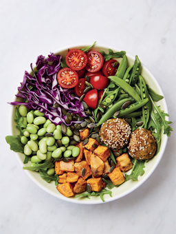 Бумажная книга «How to Lose Weight Well: The Complete Diet Plans. All the best recipes from the TV series, plus simple diet plans for healthy weight loss», автор Стейси Стюарт - фото №5 - миниатюра
