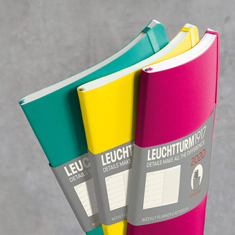  «Еженедельник с заметками Leuchtturm1917 2020 Ягодный (359949)», бренда Leuchtturm1917 - фото №4 - миниатюра