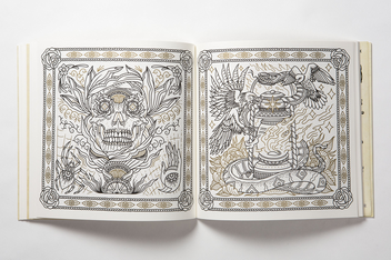 Бумажная книга «The Tattoo Flash Colouring Book» - фото №7 - миниатюра