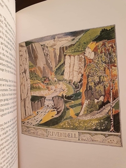 Паперова книга «The Hobbit», автор Джон Р. Р. Толкін - фото №9 - мініатюра