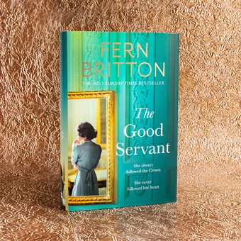 Бумажная книга «The Good Servant», автор Ферн Бриттон - фото №4 - миниатюра