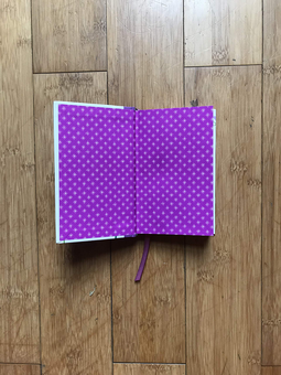 Паперова книга «Why Friendship Matters: Selected Writings» - фото №4 - мініатюра