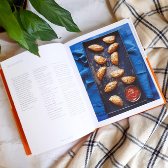 Бумажная книга «Life Kitchen: Quick, easy, mouth-watering recipes to revive the joy of eating», автор Райан Райли - фото №4 - миниатюра