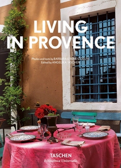 Бумажная книга «Living in Provence», автор Рене Стоэлти - фото №1 - миниатюра