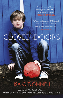 Бумажная книга «Closed Doors», автор Лиза О'Доннелл - фото №1 - миниатюра