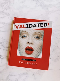 Бумажная книга «Validated», автор Валь Гарленд - фото №4 - миниатюра