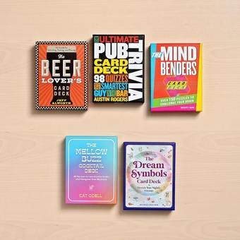 Бумажная книга «The Ultimate Pub Trivia Card Deck: 98 Quizzes by the Smartest Guy in the Bar», автор Остин Роджерс - фото №3 - миниатюра