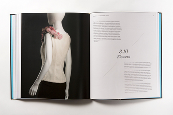 Паперова книга «Creating Couture Embellishment», автор Еллен Міллер - фото №7 - мініатюра
