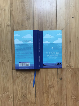 Бумажная книга «The Art of Solitude: Selected Writings» - фото №4 - миниатюра