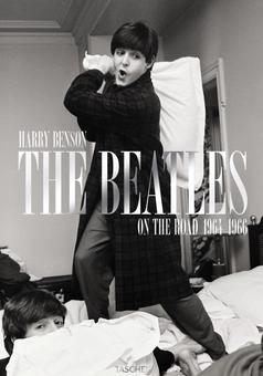 Паперова книга «The Beatles», автор Гаррі Бенсон - фото №1 - мініатюра