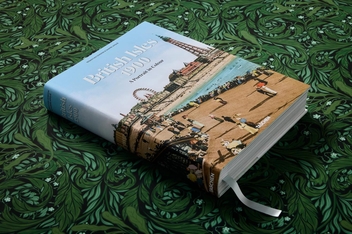 Паперова книга «The British Isles 1900. A Portrait in Colour», автор Себастьян Добсон - фото №2 - мініатюра
