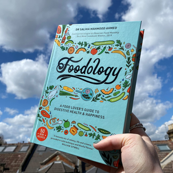 Бумажная книга «Foodology», автор Салиха Махмуд Ахмед - фото №3 - миниатюра