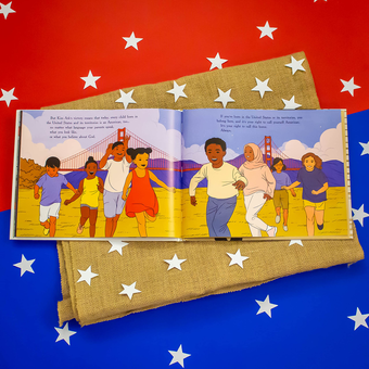 Бумажная книга «I Am an American», авторов Грейс Лин, Марта Брокенбро - фото №3 - миниатюра